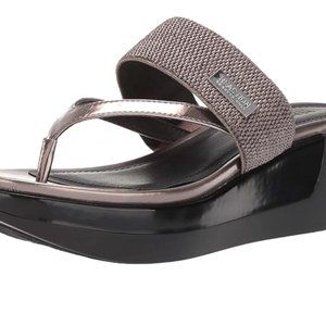 Kenneth Cole Reaction Women's Pepea Cross Platform Wedge Sandal